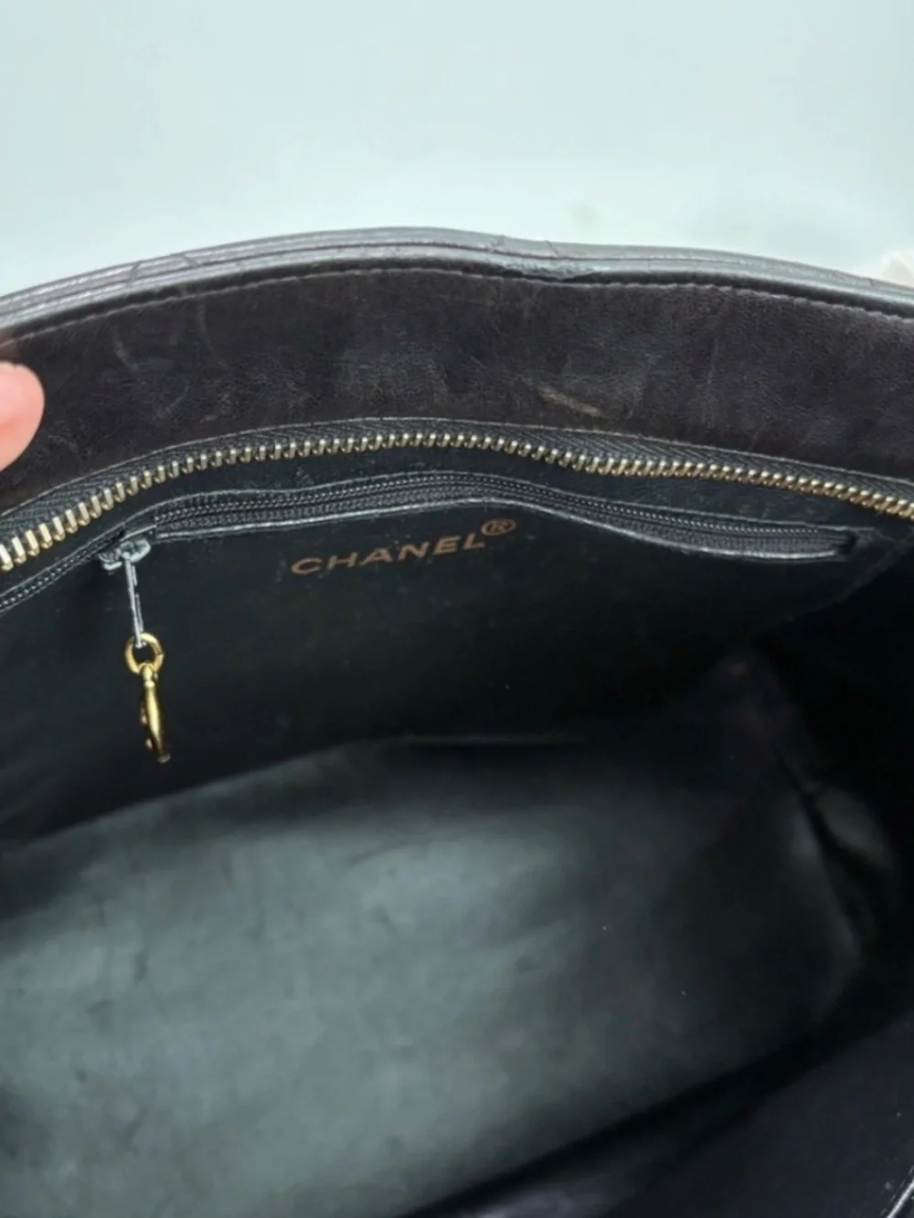 Authentic Chanel Medallion Tote Bag – Black Caviar Leather - Picture 7 of 8